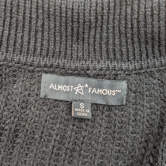 Cropped Full-Zip Collared Sweater - Picture 6 of 8